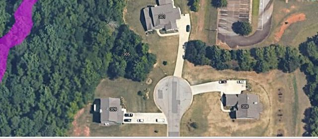 305 Vantage Point, Locust Grove, GA 30248