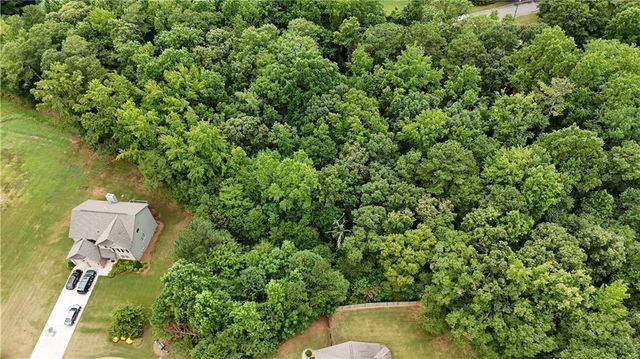 305 Vantage Point, Locust Grove, GA 30248