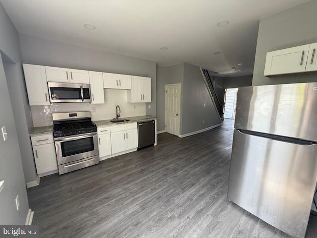 1018 S FRAZIER ST, Philadelphia, PA 19143