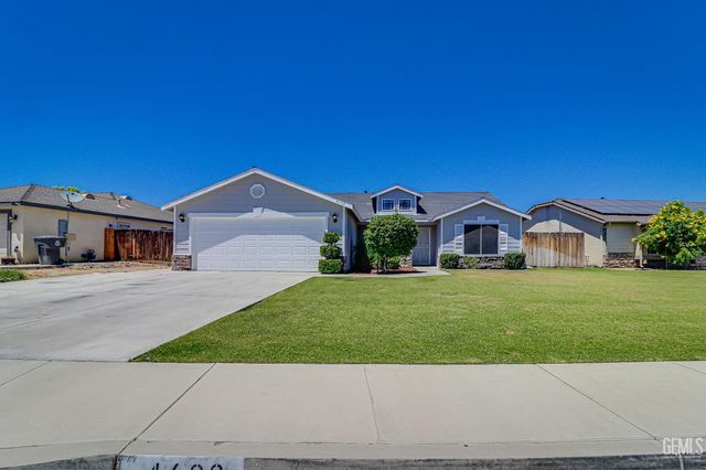 4602 Sun Devils Avenue, Bakersfield, CA 93313