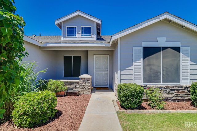 4602 Sun Devils Avenue, Bakersfield, CA 93313