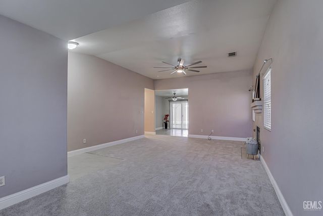4602 Sun Devils Avenue, Bakersfield, CA 93313