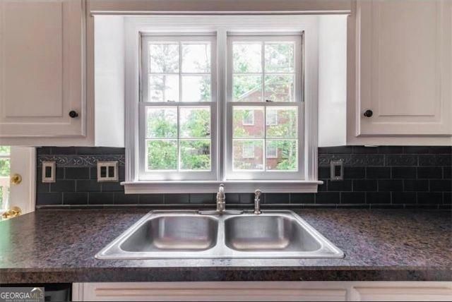 637 CORBIN LAKE Court, Sandy Springs, GA 30350