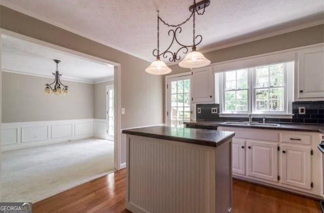 637 CORBIN LAKE Court, Sandy Springs, GA 30350