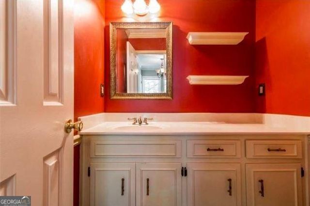 637 CORBIN LAKE Court, Sandy Springs, GA 30350