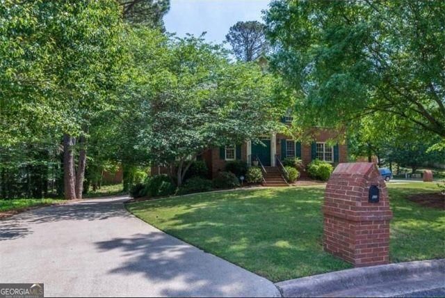 637 CORBIN LAKE Court, Sandy Springs, GA 30350