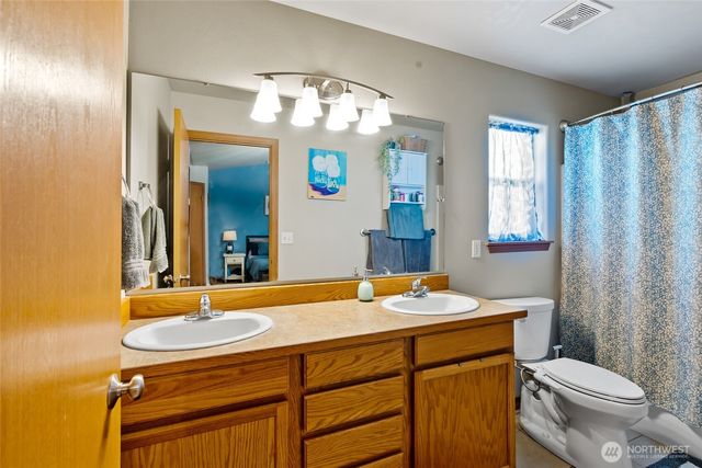 403 E Kristen Avenue, Ellensburg, WA 98926