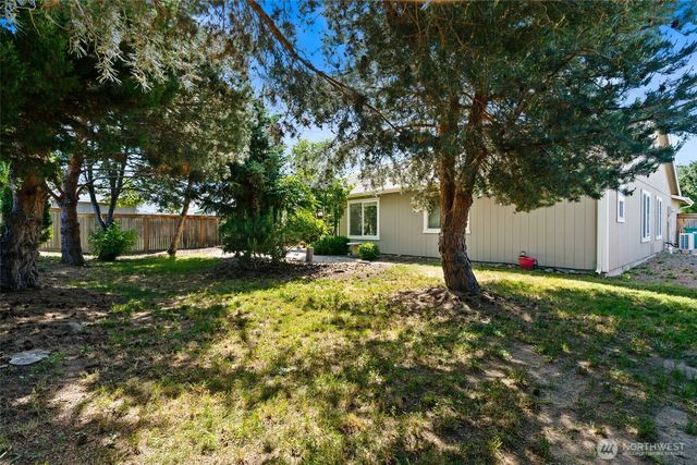403 E Kristen Avenue, Ellensburg, WA 98926