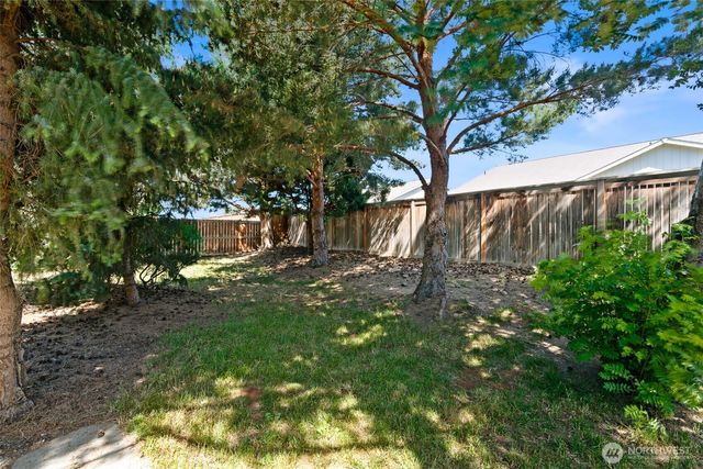 403 E Kristen Avenue, Ellensburg, WA 98926