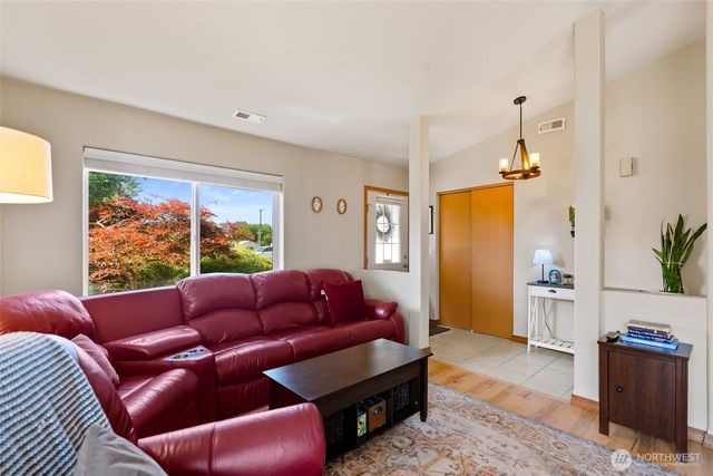 403 E Kristen Avenue, Ellensburg, WA 98926