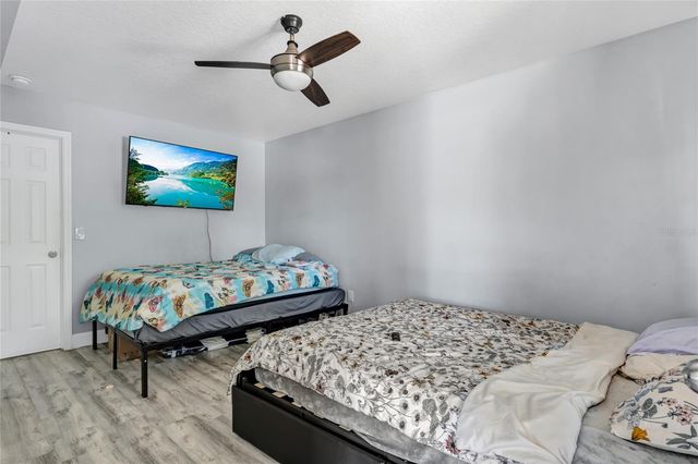 205 COCONUT PALM WAY, Davenport, FL 33897