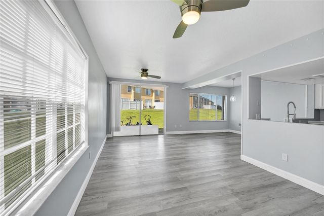 205 COCONUT PALM WAY, Davenport, FL 33897