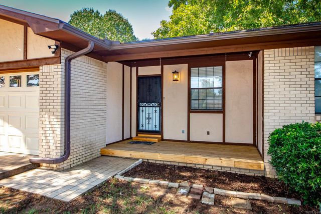 23 Club Road, Jacksonville, AR 72076