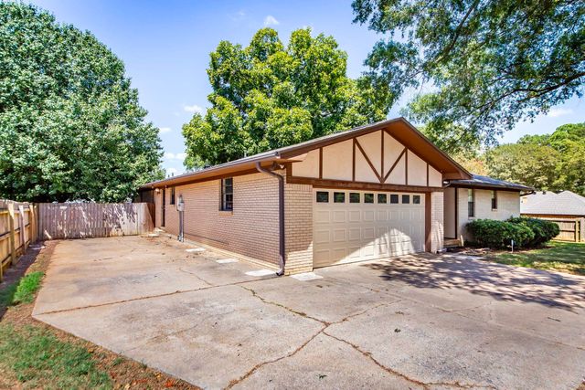 23 Club Road, Jacksonville, AR 72076
