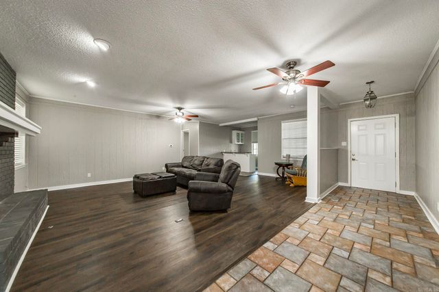 23 Club Road, Jacksonville, AR 72076