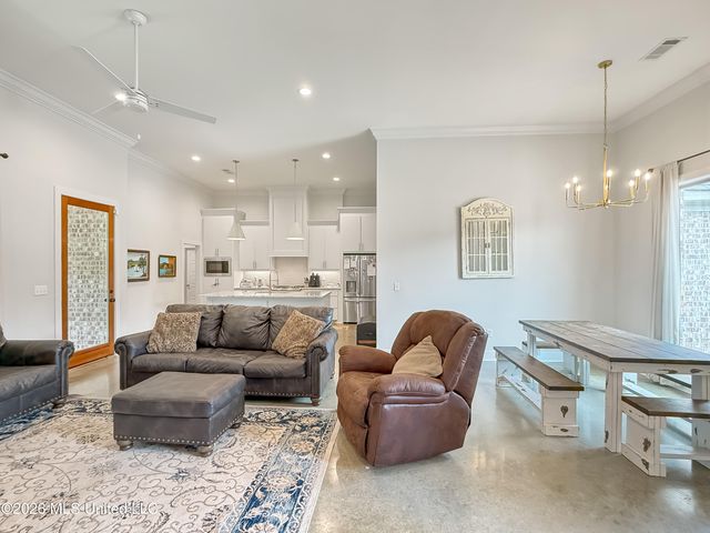 607 Wild Horse Lane, Brandon, MS 39042