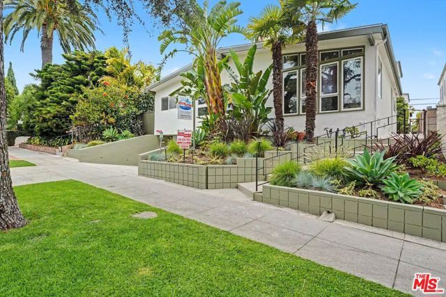 827 15th Street 1, Santa Monica, CA 90403