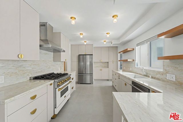 827 15th Street 1, Santa Monica, CA 90403