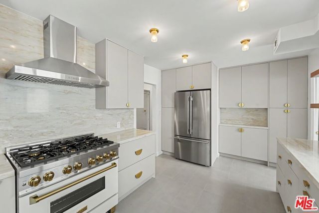 827 15th Street 1, Santa Monica, CA 90403