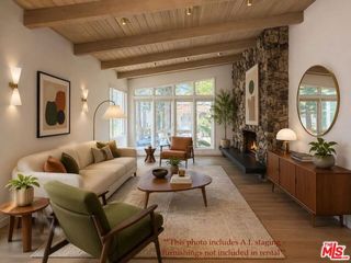 827 15th Street 1, Santa Monica, CA 90403