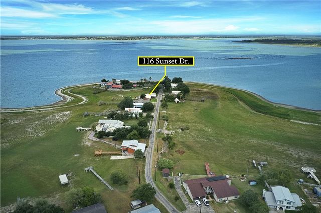 116 Sunset Dr, Mathis, TX 78368