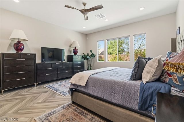 7780 Hickam Avenue, Las Vegas, NV 89129