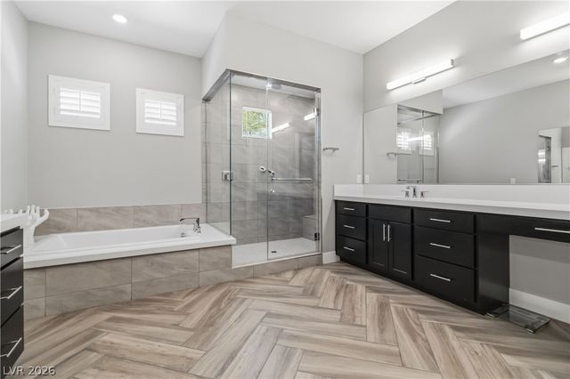 7780 Hickam Avenue, Las Vegas, NV 89129
