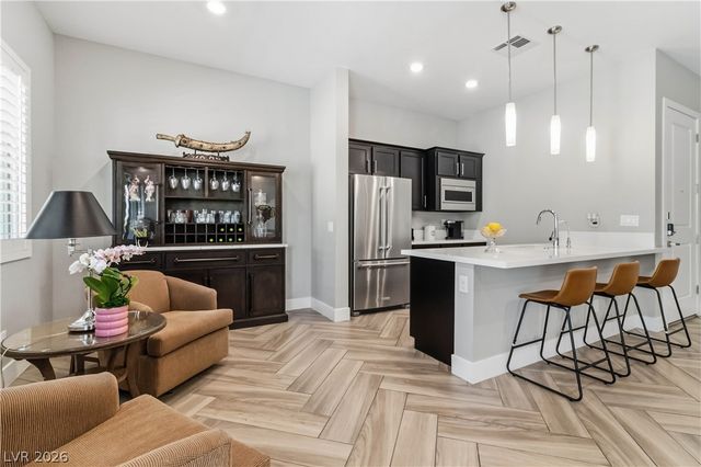7780 Hickam Avenue, Las Vegas, NV 89129