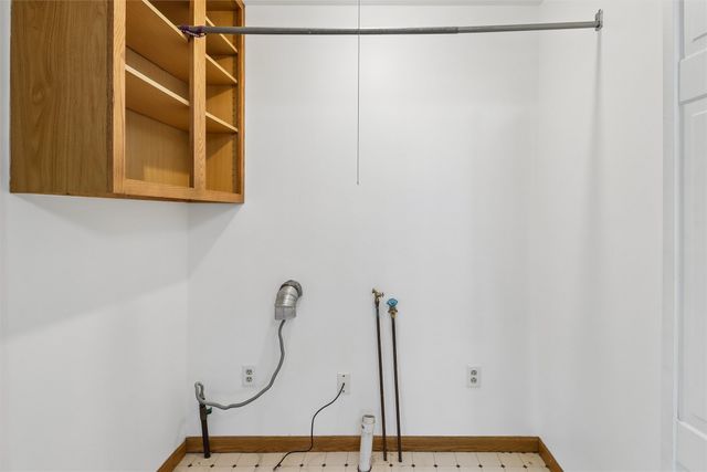 5950 SE 19th Street, Des Moines, IA 50320