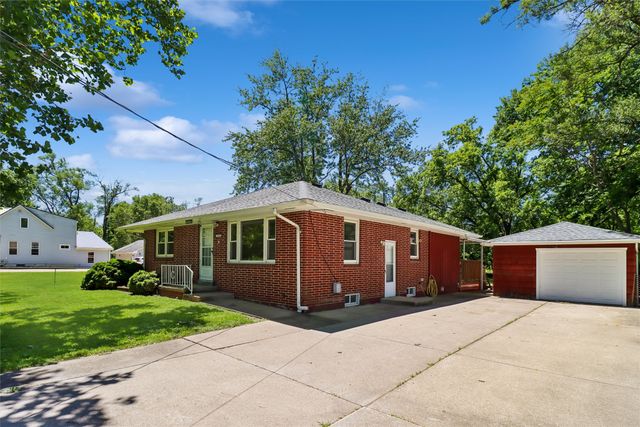 5950 SE 19th Street, Des Moines, IA 50320
