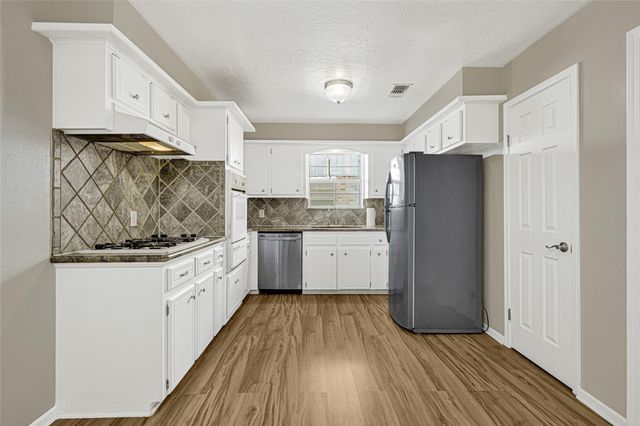 3804 Edgefield Drive, Pasadena, TX 77503