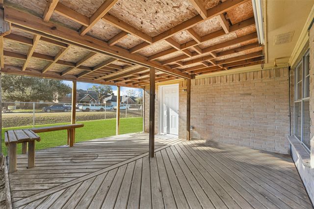 3804 Edgefield Drive, Pasadena, TX 77503