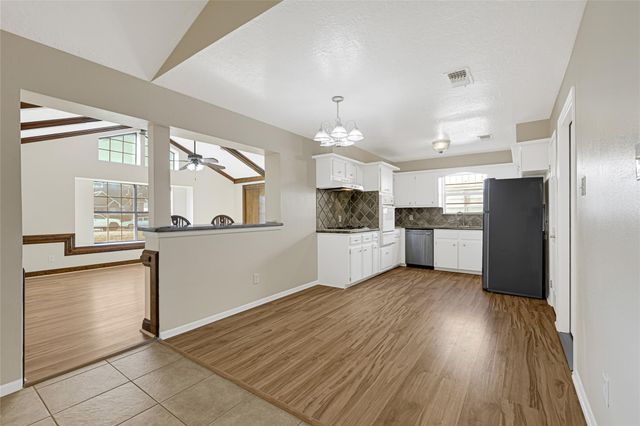 3804 Edgefield Drive, Pasadena, TX 77503