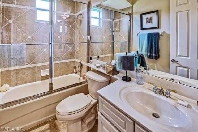 6971 Amen Corner CT, Naples, FL 34113