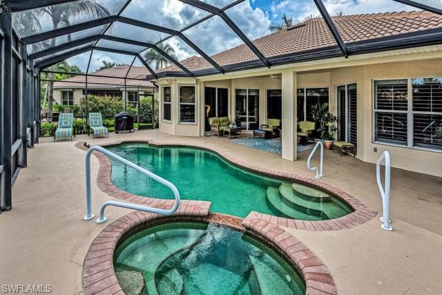 6971 Amen Corner CT, Naples, FL 34113