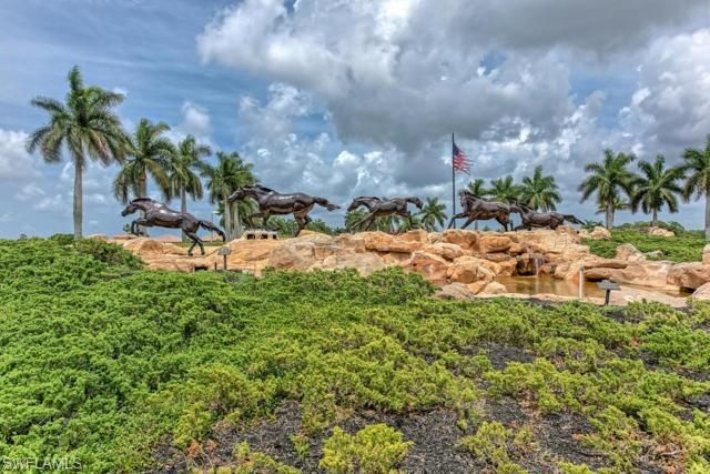 6971 Amen Corner CT, Naples, FL 34113