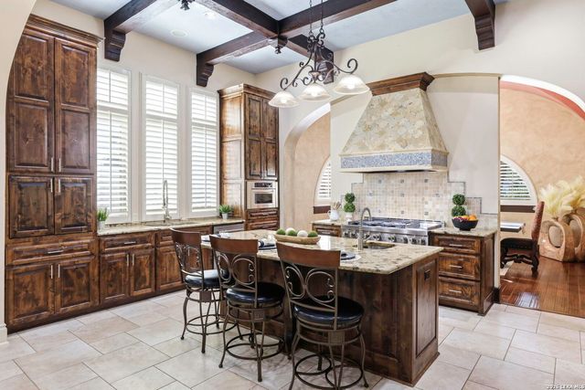 8207 Wild Wind, Garden Ridge, TX 78266