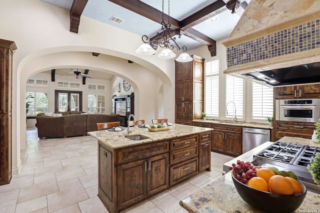 8207 Wild Wind, Garden Ridge, TX 78266