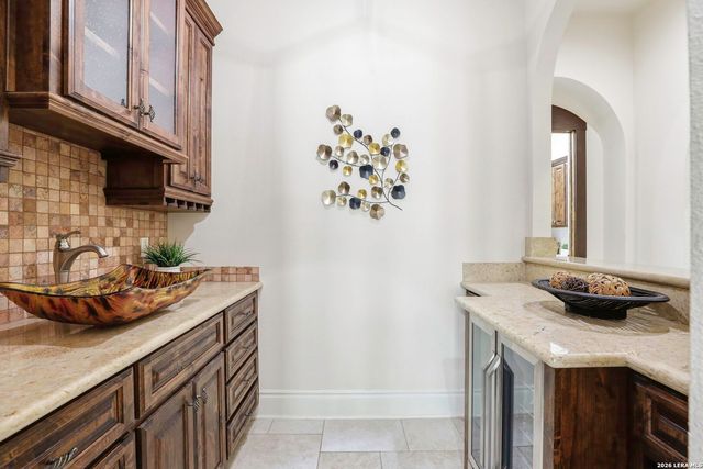 8207 Wild Wind, Garden Ridge, TX 78266