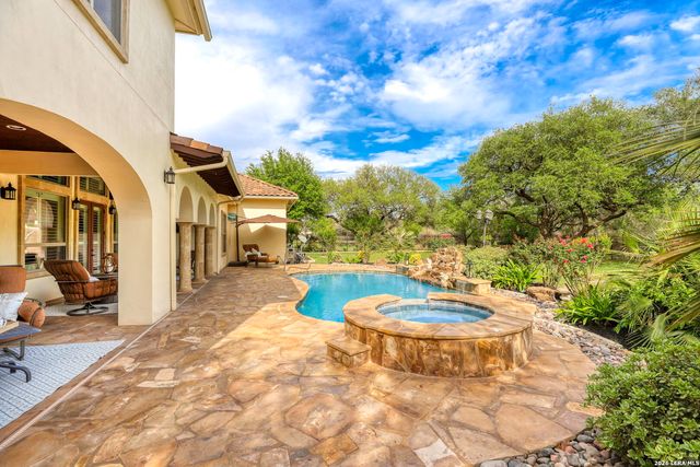 8207 Wild Wind, Garden Ridge, TX 78266