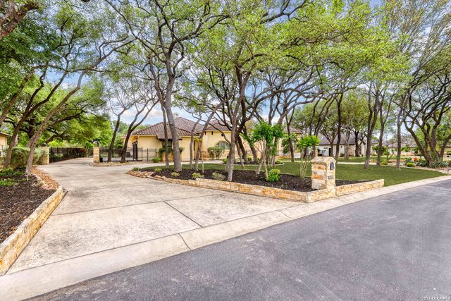 8207 Wild Wind, Garden Ridge, TX 78266