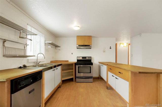 2860 W 32nd Avenue, Denver, CO 80211