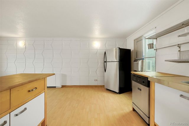 2860 W 32nd Avenue, Denver, CO 80211