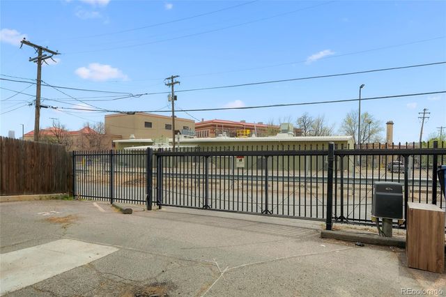 2860 W 32nd Avenue, Denver, CO 80211