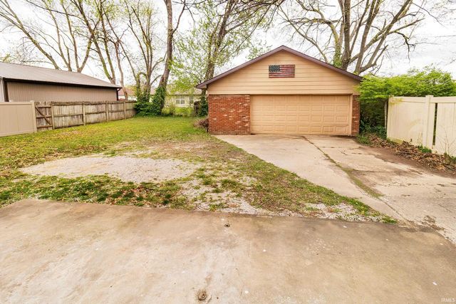7351 Oak Hill Road, Evansville, IN 47725