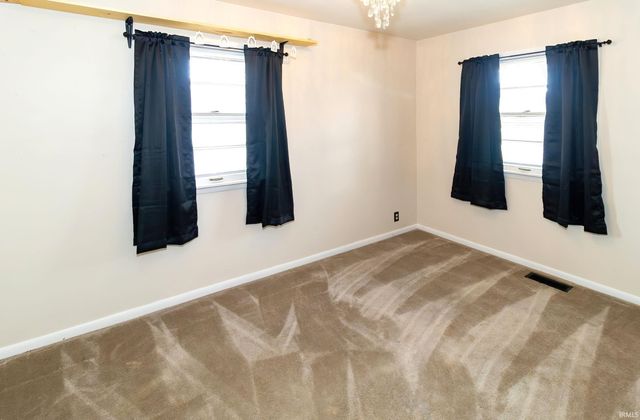 7351 Oak Hill Road, Evansville, IN 47725