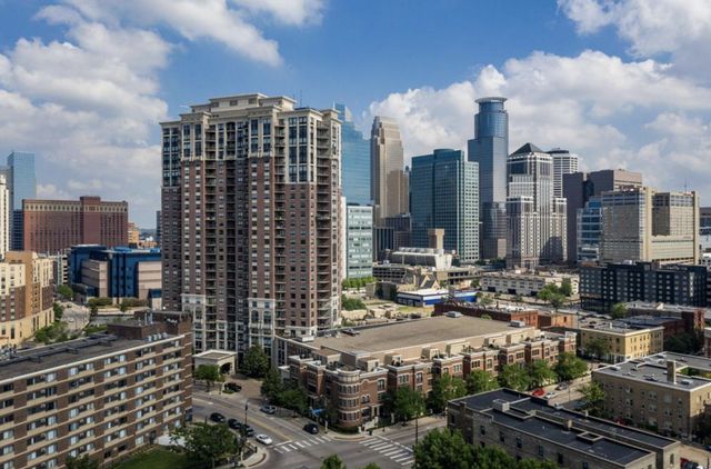 500 E Grant Street 205, Minneapolis, MN 55404