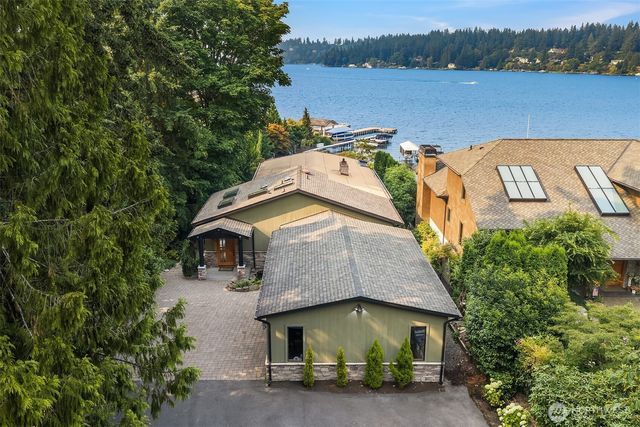 9418 SE 33rd Street, Mercer Island, WA 98040