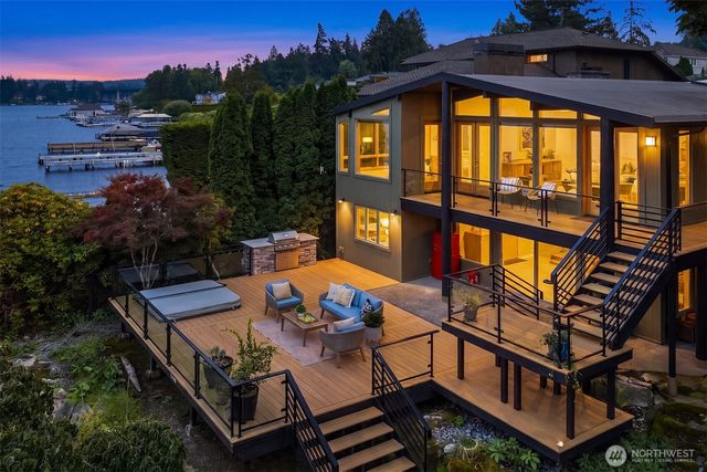 9418 SE 33rd Street, Mercer Island, WA 98040
