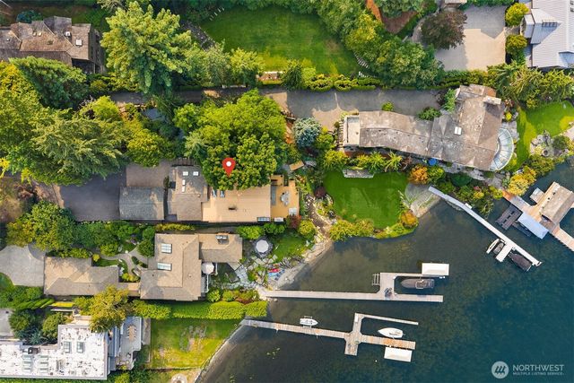 9418 SE 33rd Street, Mercer Island, WA 98040